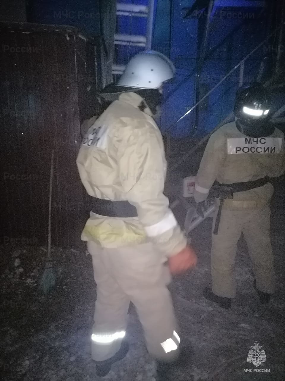 Пожарно-спасательные подразделения МЧС России выехали на пожар  в Иглинском  районе